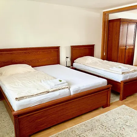 Villa U Urbana *